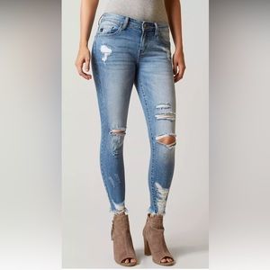 Kancan ripped skinny jeans size 24